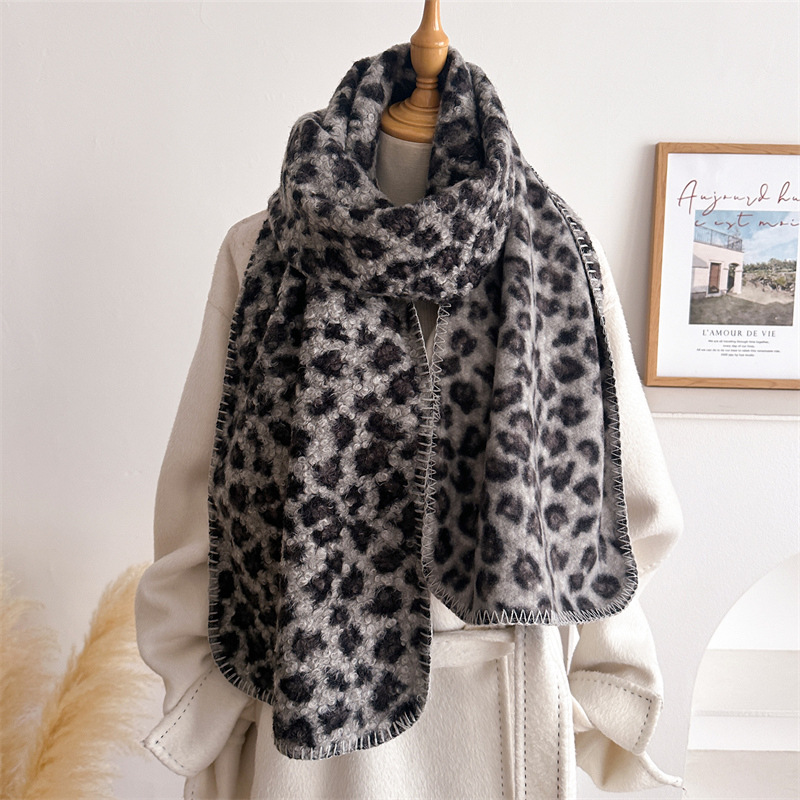 Sciarpa Leopardata Autunno Inv - Pashmina Wrap Large recensione e prezzo
