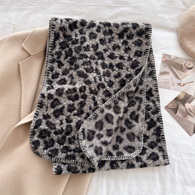 Sciarpa Leopardata Autunno Inv - Pashmina Wrap Large recensione e prezzo