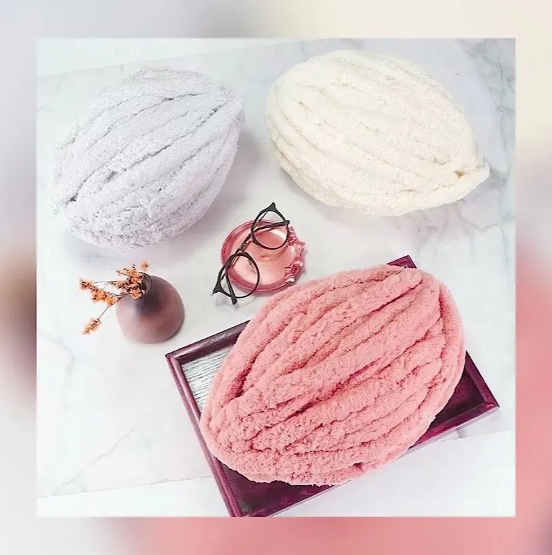 Set 5 Pezzi Filato Spesso in V - Woven Scarf Blanket recensione e prezzo
