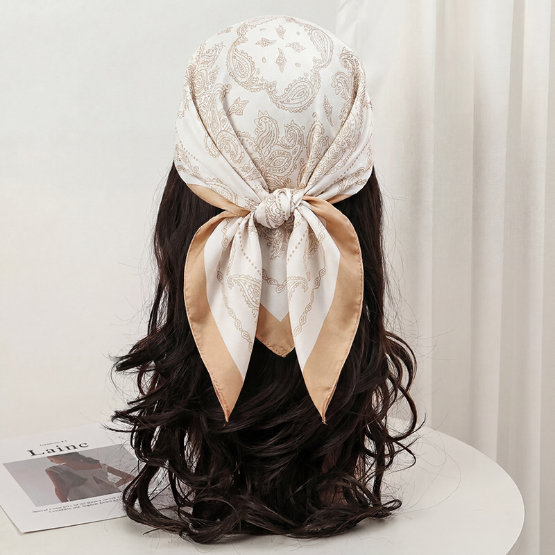 Foulard Quadrato Vintage Beige - Silk Neck Scarf recensione e prezzo